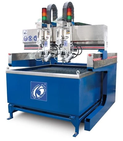 5 Eksenli CNC Su Jeti Makinesi
